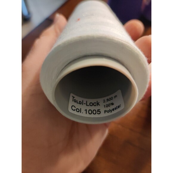Lot of 8 Toldi- Sure- Maxi-Lock All-Purpose Serger Thread 2700+ Yd cones - Picture 6 of 11